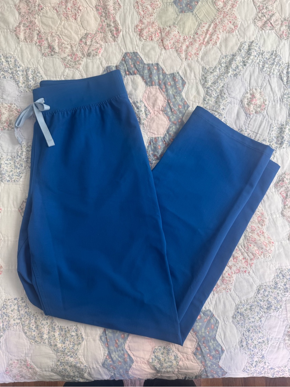 Figs scrubs